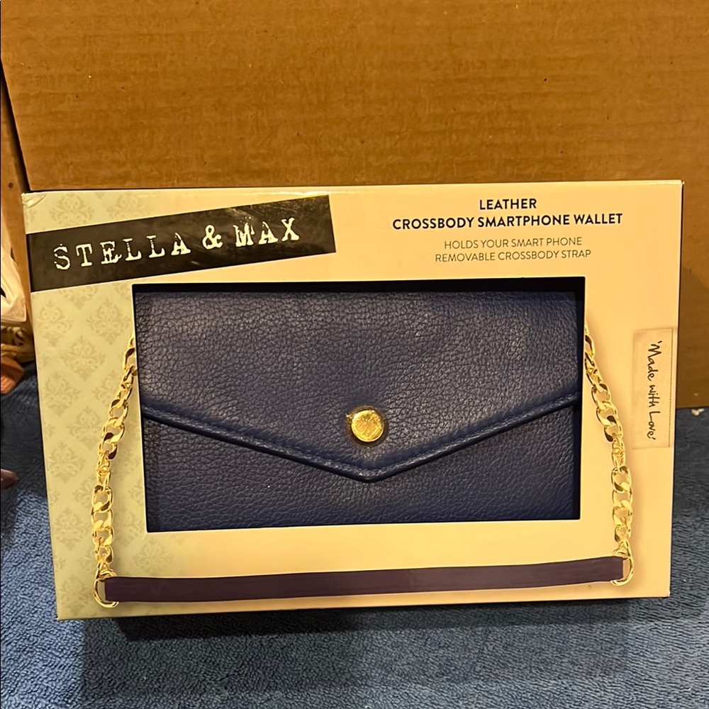 Stella & Max Navy Leather Crossbody Wallet